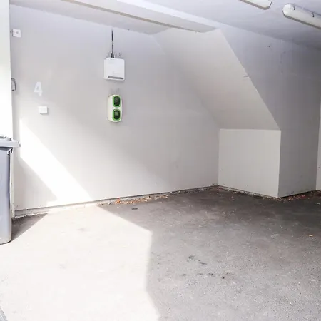 4 Martindales Yard * Kendal