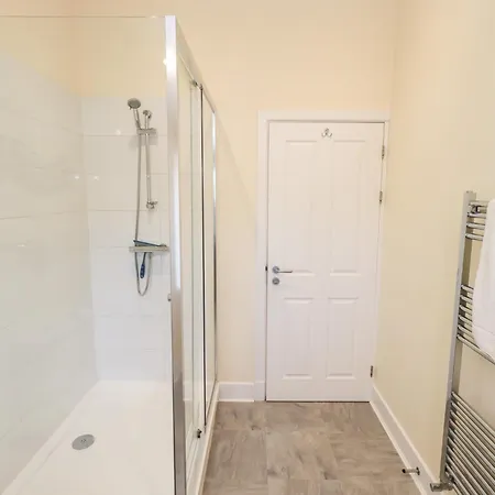 4 Martindales Yard Ferienhaus *